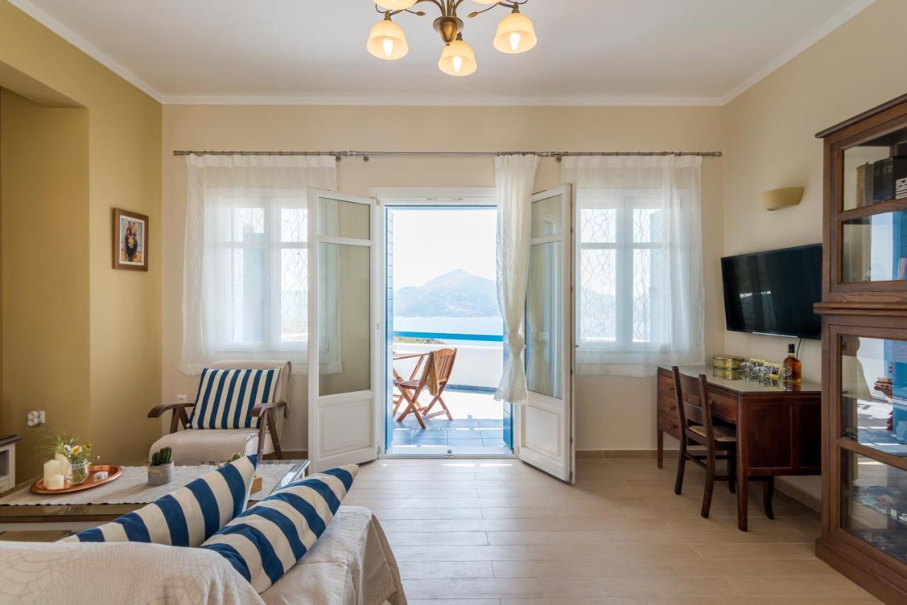 Villa Blue Sky Trypiti Bagian luar foto